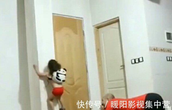 女儿|爸爸假扮僵尸吓3岁女儿,女儿接下来的行为,爸爸直接瞪大了双眼