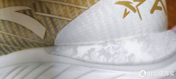 挑灯论鞋|闲来挑灯论鞋 篇六十四：痛点小改，渐趋无敌——C202gt奥运配色开箱及对比