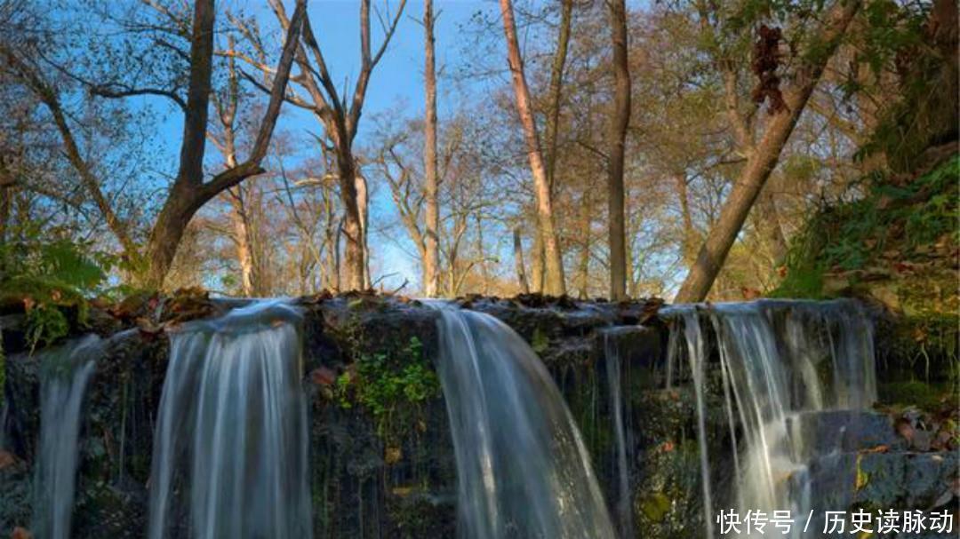 韩偓不可错过的一首诗!万里清江万里天,一村桑柘一村烟!