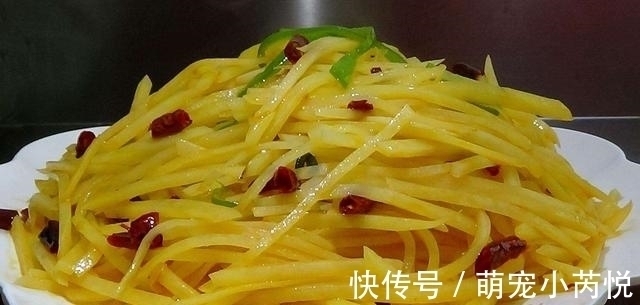 炒土豆丝，放醋时机是关键，10人有9人放错，难怪粘锅还不脆