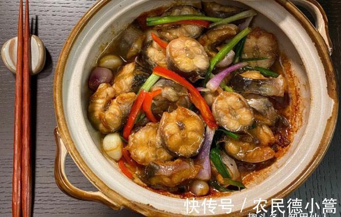 美食推荐：砂锅海鳗、绿茶马拉卷、海藻浸鲍鱼制作方法