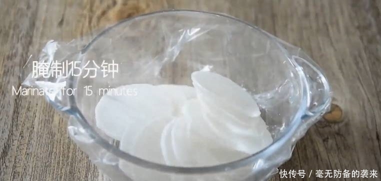 少不了|这样做的萝卜美味可口,凉菜少不了它!