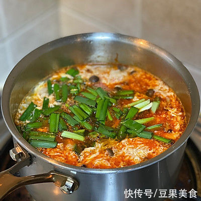 #东古家味美食# 大虾面这样做,秒变米饭杀手