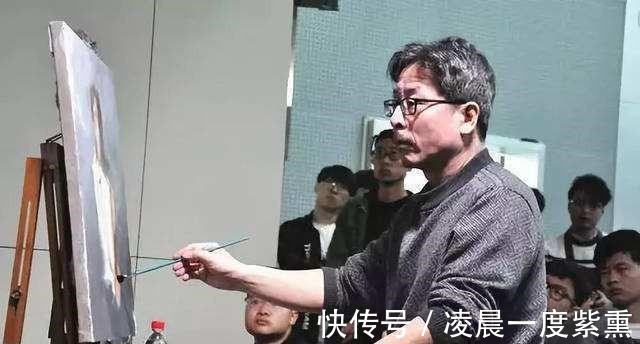 突变有刺的剪刀#冷军画了一把破剪刀,卖到了160万,被专家抨击乱涂鸦!