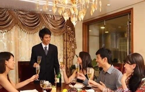 他教你“观面识人”:吃饭时若有这行为,此人不能“深交”