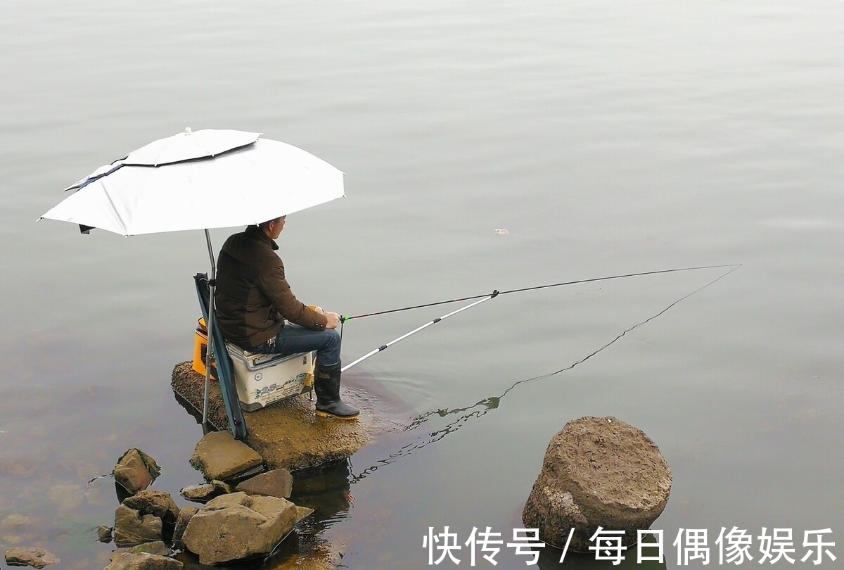 水域|泥鳅打窝钓鱼，为何人人喊打？钓友：那不是钓鱼是捕鱼！
