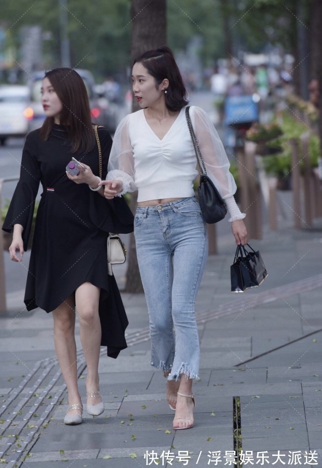 穿搭 上衣裹个“塑料袋”实在没看懂,裤脚长毛形成“喇叭裤”不舍得扔