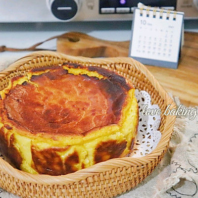 南瓜巴斯克蛋糕