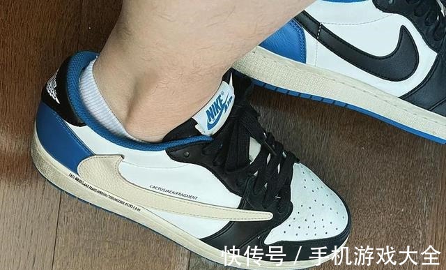 闪电倒钩 藤原浩亲晒!「闪电倒钩」还有特殊版本!网友看完就这!