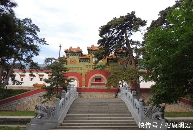 乾隆皇帝一生作诗四万多首,为什么最牛的一首是《昭庙六韵》