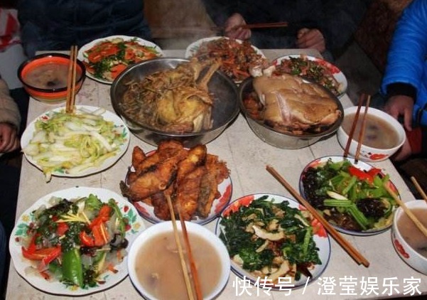 家里来了客人,农村和城里最大的区别是什么服气了