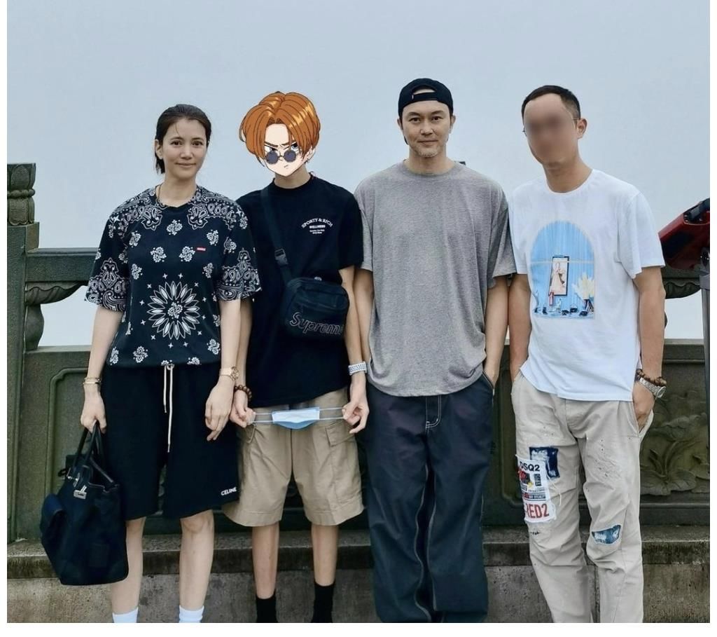 谢天华|张智霖称录完《哥哥》就退圈,袁咏仪在线辟谣:不用理他,想多了