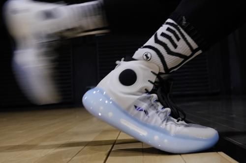 WEN鞋评-实战｜近些年实战鞋的天花板！它就是没有短板的顶级旗舰