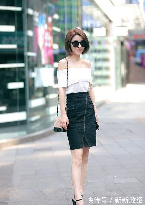 长裙 黑色休闲上衣搭配白色长裙,身材高挑的美女,温婉可人