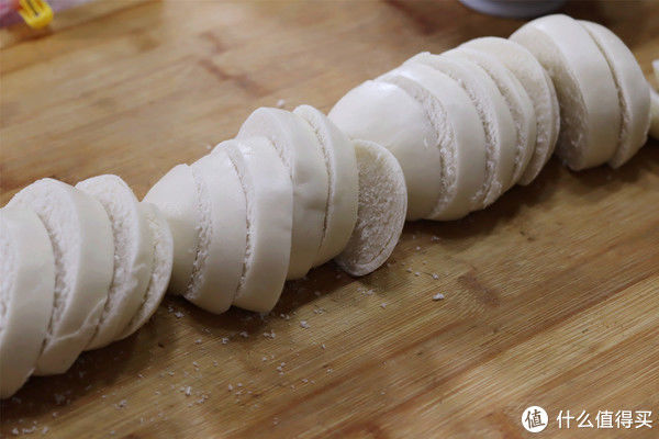 小吃来了 篇二十六:炸馒头片,别下锅就炸,不酥脆,教你正确做法,金黄酥香,不回软