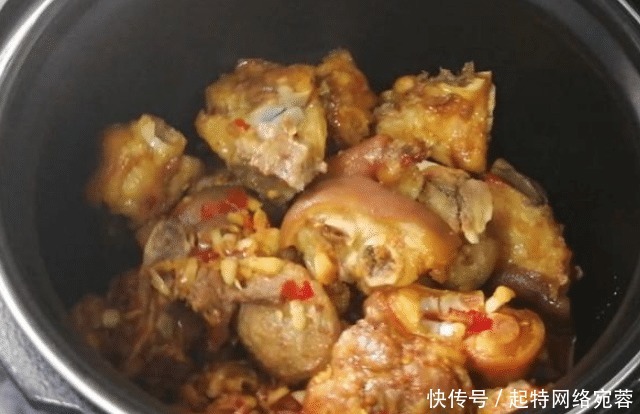 它是“天然雌激素”，女性隔三差五就要吃，50歲了依舊看著年輕