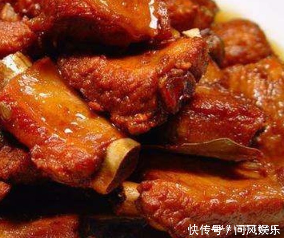大人小孩都喜欢的荤菜,肉质酥烂,骨香浓郁,老少皆宜非常下饭