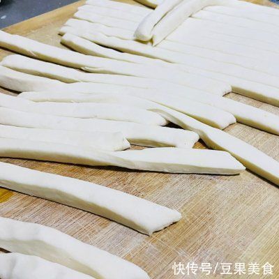 番茄浓汁虾棒面