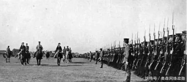 武器装备|李鸿章是西方装备的忠实仰慕者，花钱建造兵工厂，为何还是失败了