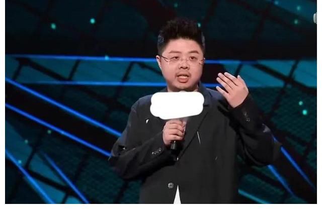 呼蘭|脫口秀大會決賽名場面：周奇墨奪冠，呼蘭力挺好兄弟王建國很催淚
