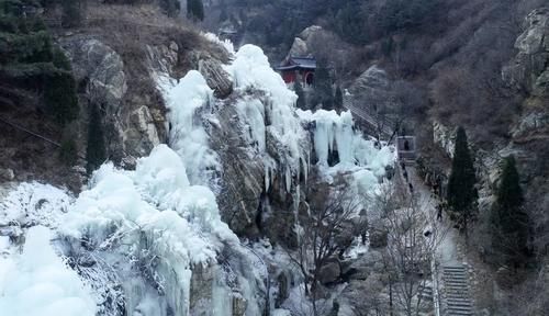 济南|冬日的济南城，一下雪就美成了仙境