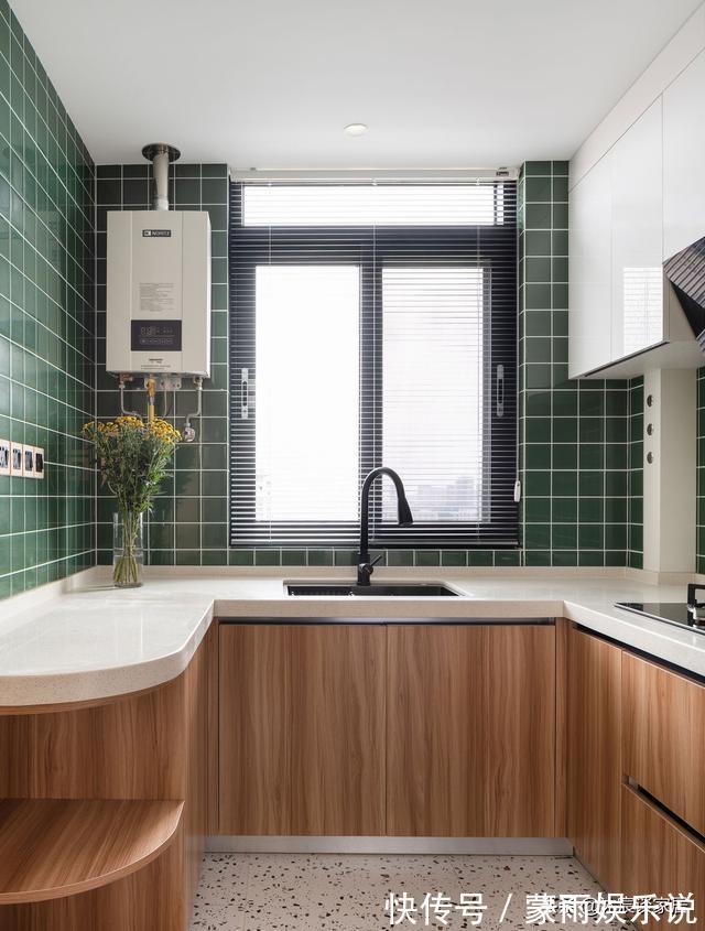 沐宸|她一人独居56㎡小宅,全屋温馨自然,与小猫相伴,生活幸福美满