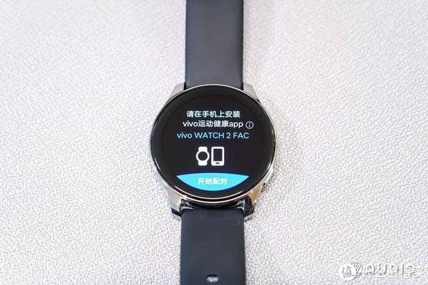 表盘|经典圆表设计，支持eSIM通话、Jovi语音，vivo Watch2评测报告