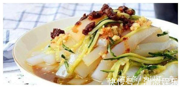 原来凉粉的做法这么简单，只要掌握好比例与做法，新手也能学会