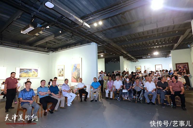 天津长城书画院|意象泼彩 随心运化——“霍然泼彩画展”在天津润松美术馆开幕