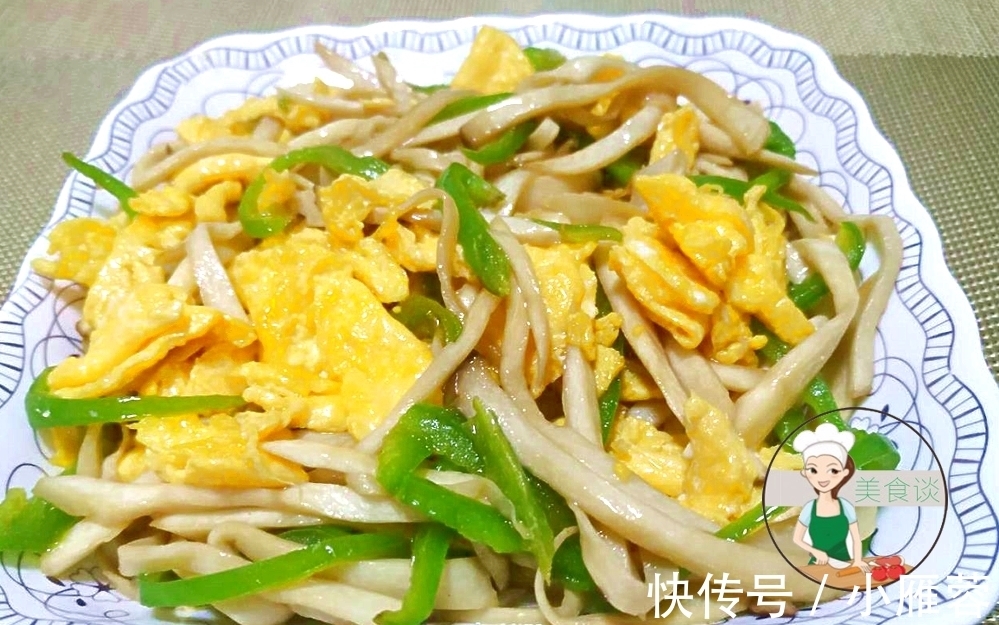 杏鲍菇|三样菜一起炒，太鲜美了，隔三差五做给孩子吃，营养又美味