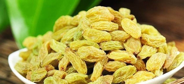 肝毒素|葡萄干和这个东西一起浸泡，每天吃一勺，排出肝毒素，使肝脏逐渐清洁