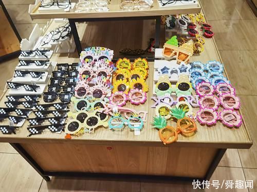 近视|6岁以下儿童不宜佩戴太阳镜,选镜别只图时尚,应认清UV400标识