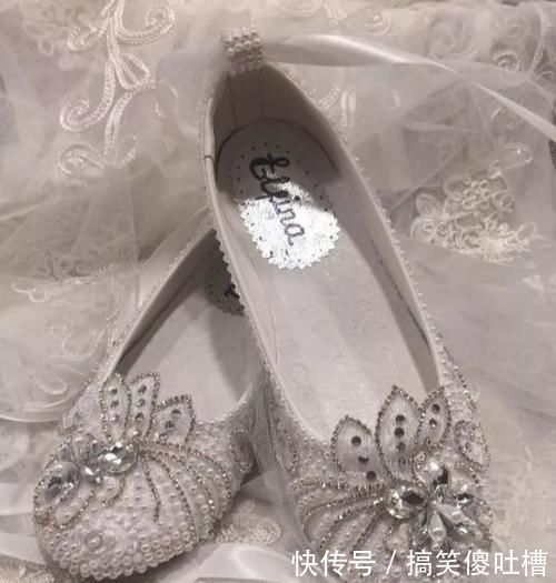 改造|买了双白色高跟鞋，嫌太单调，稍加改造就美过新娘鞋，附教程！