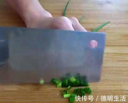 吃法|鸡蛋的新做法,饭店一盘卖36,在家做成本不到5元,可以当月子餐