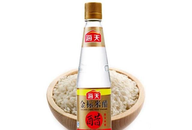 早上洗脸水中加一物，50岁皮肤不长斑，没有皱纹更不显老