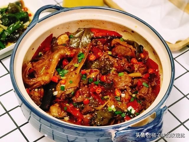 虾仁|美食家常菜推荐：丝瓜炒虾仁，啤酒鸭煲，豌豆苗鱼丸汤，营养美味