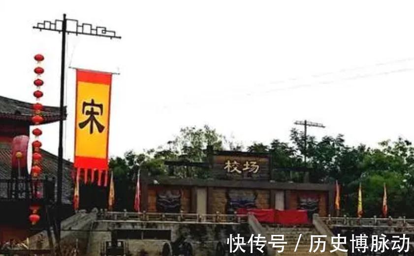 金圣叹!豹子头林冲,明明给人感觉很懦弱,为何金圣叹却说他又毒又狠?