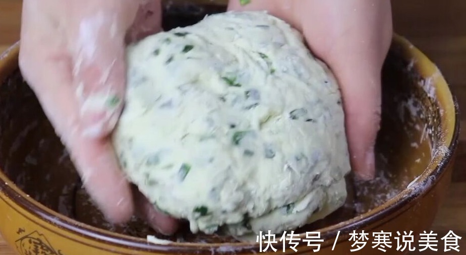 2个西红柿,1把韭菜,教你新做法,营养又解馋,越吃越过瘾