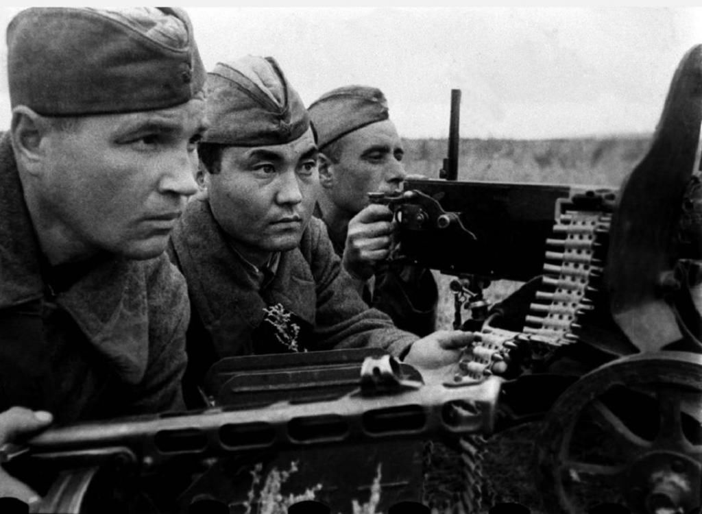 均活|斯大林格勒战役多残酷?士兵均活不过1天,新兵活三天就能当连长