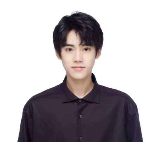 曾被時代峰峻勸退 如今他考上中戲全國第三 馬嘉祺丁程鑫都酸了 中國熱點