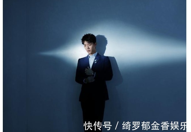 顶级流量|既是排面也是实力的持续认证,肖战荣登《北京青年报》!