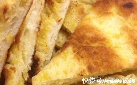 烙饼|电饼铛烙饼总发硬厨师教你一招,简单又实用,面饼放凉也不变硬
