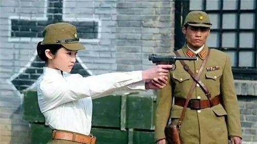 少将|日本“大佐”相当于我军什么军衔,为何日军不当少将要争当大佐?