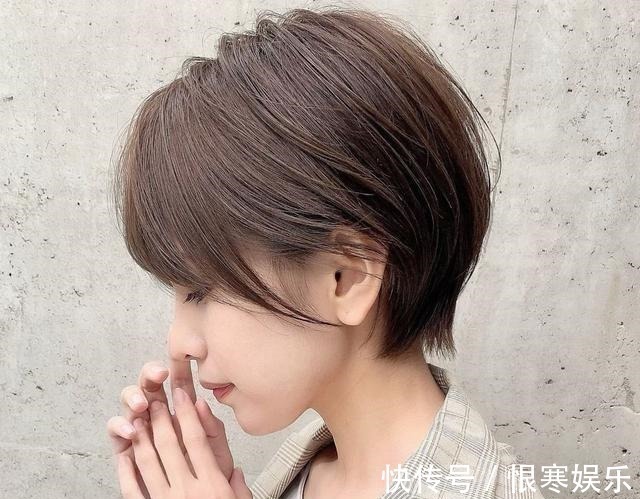 长卷发 2021发型别乱剪,17款流行发型送给你,越看越心动!