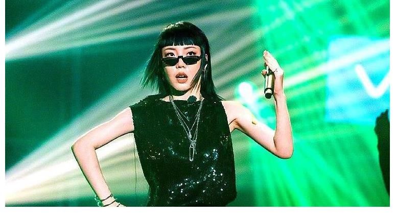 “失宠”的吴莫愁：从1.3亿代言费到小县城卖唱，她得罪了谁？