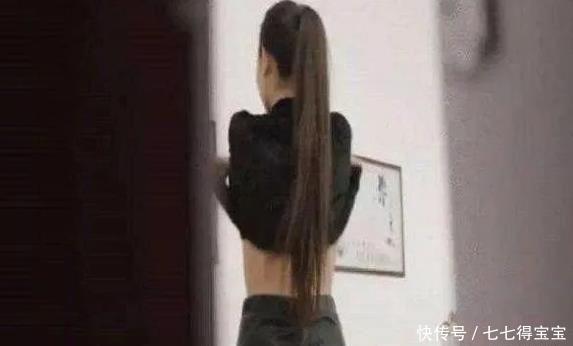 教育的过程|妈妈当着9岁儿子的面“换衣服”,儿子的动作,让妈妈后悔不已