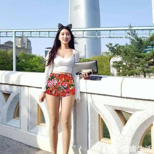 |PS搞笑系列:美女发来图片让本尊随意P图,哪能放过这个机会?