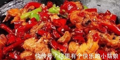 女人|女人得子宫肌瘤，4种食物尽量“忌口”，常吃这三物子宫越来越好！