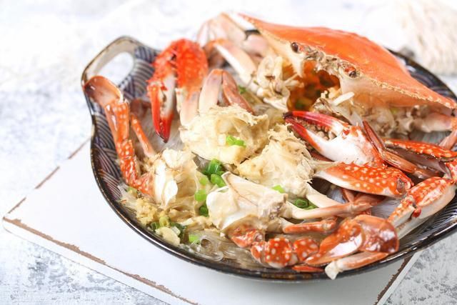 蒸生蚝|蒸海鲜时,冷水上锅还是热水上锅?学会渔民这一招,鲜嫩不回缩