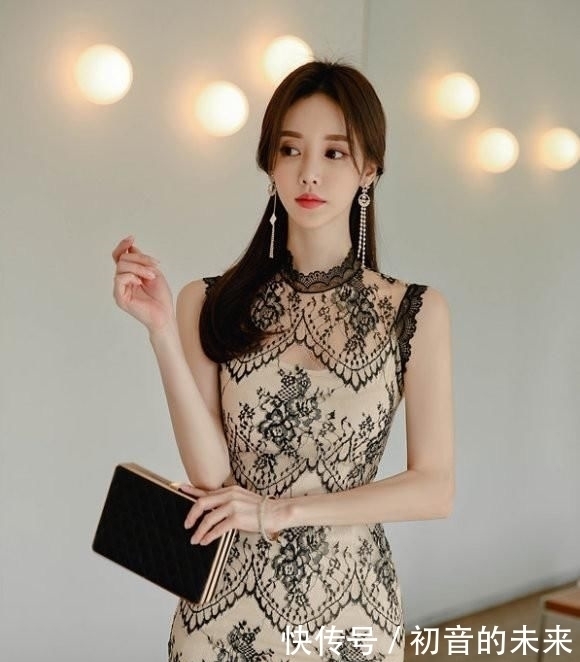 今年很流行的淑女裙，端庄又不失优雅，大显身材